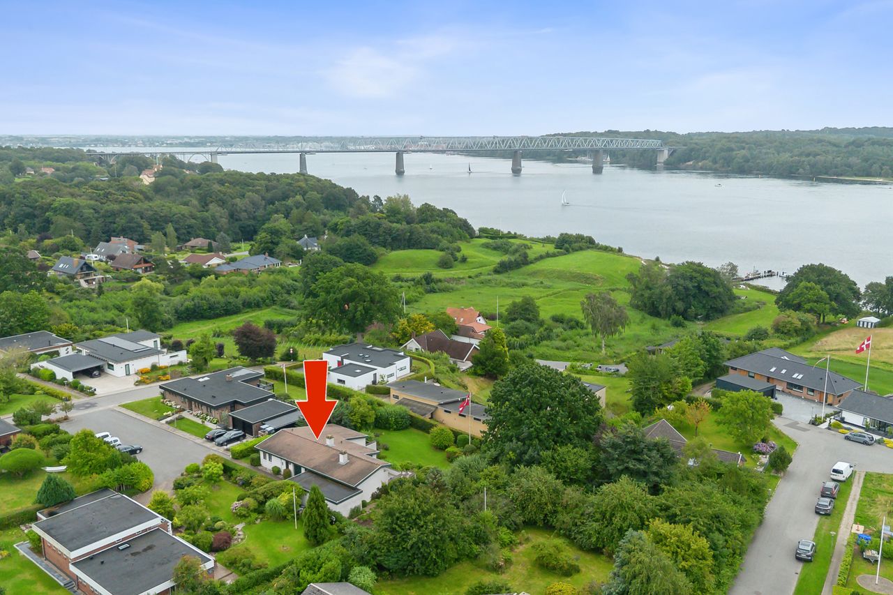 Ejendomsbillede 3 af 39