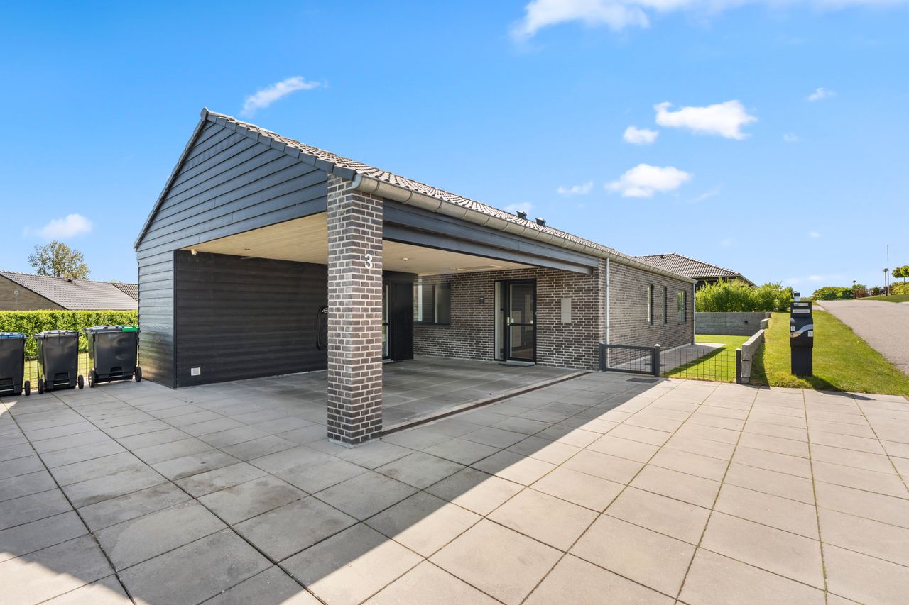 Ejendomsbillede 2 af 21