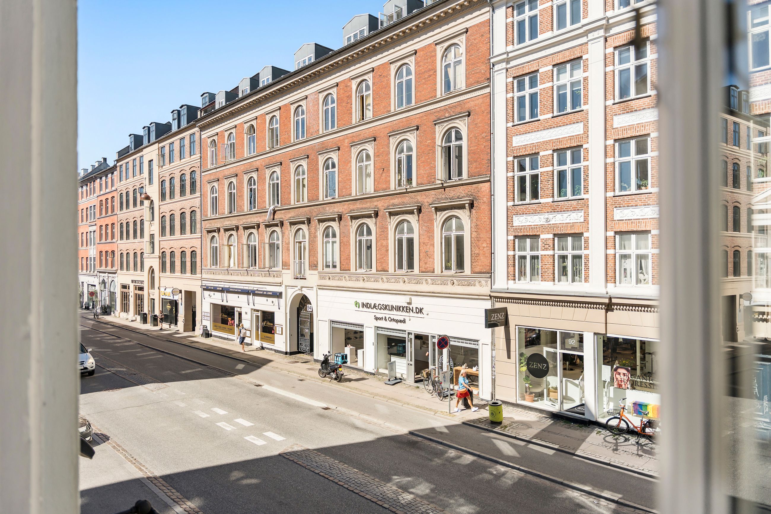 Vesterbrogade 83, 1. th, København V - Ejendommen
