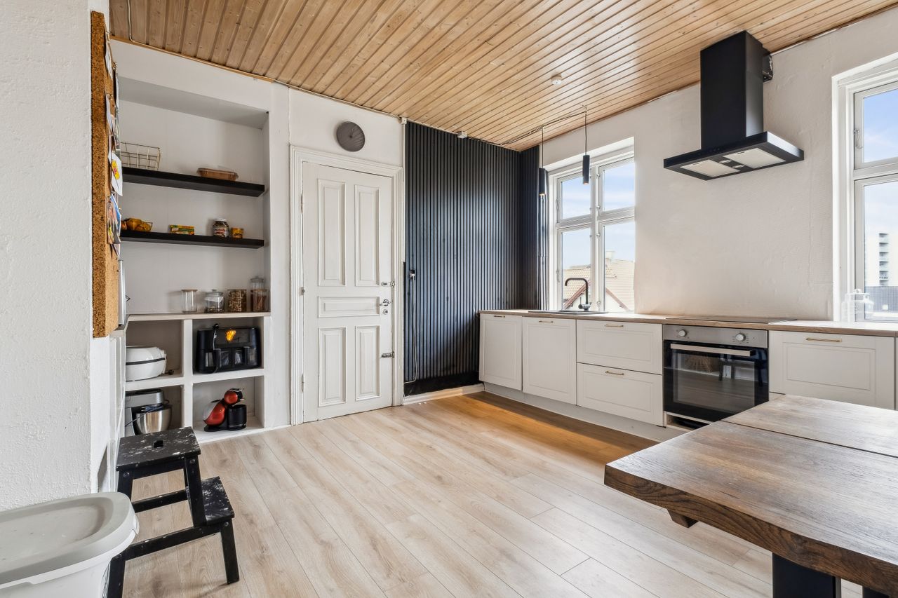 Ejendomsbillede 3 af 27