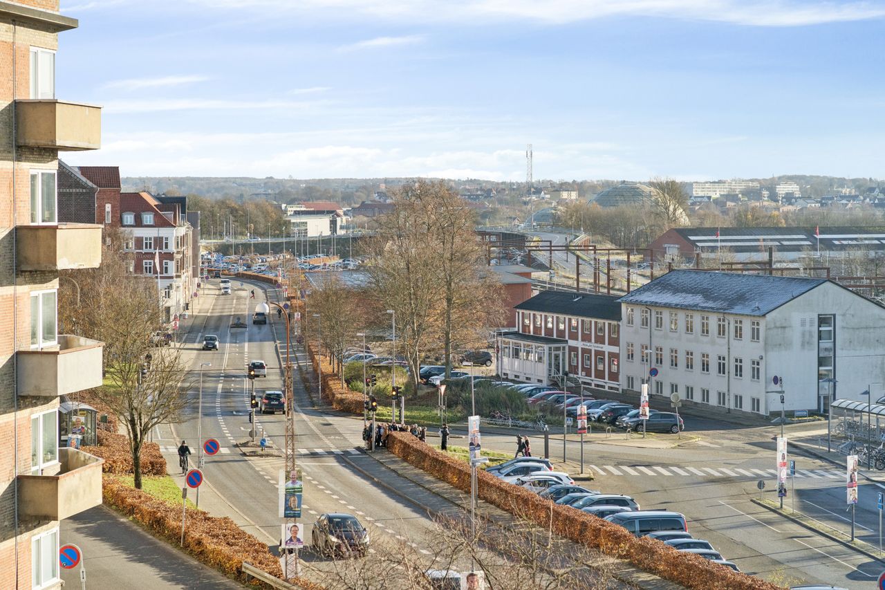 Ejendomsbillede 3 af 15