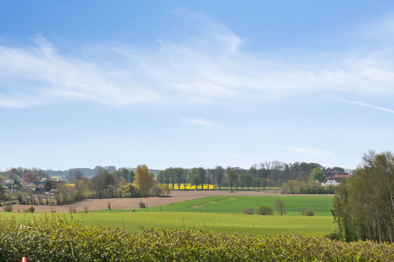 Ejendomsbillede 2 af 24