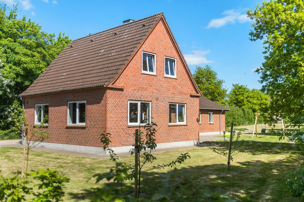 Ejendomsbillede 3 af 30