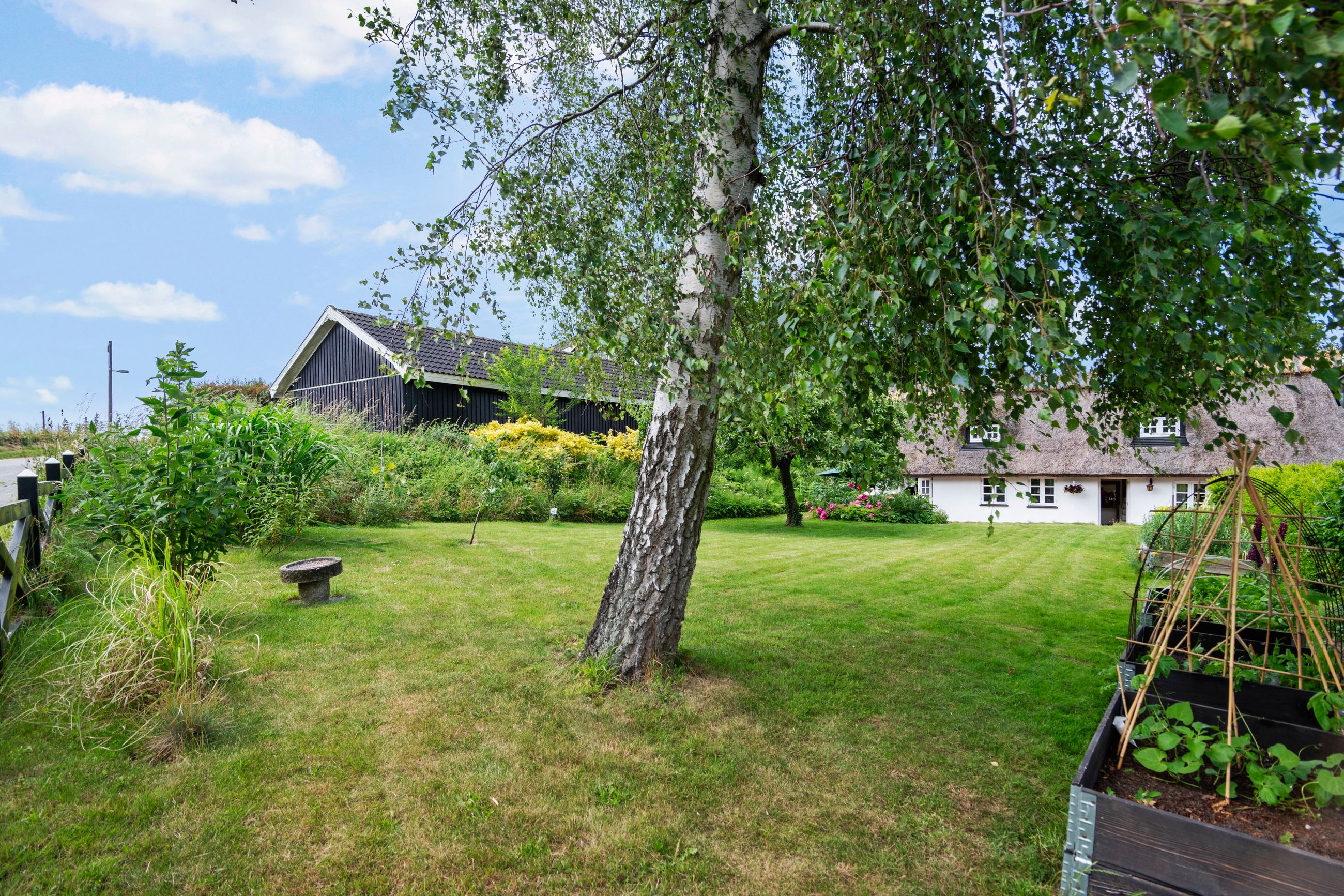 Dammen 1, Vellerup, Skibby - 71-Ejendommen.jpg