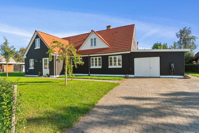 Kulagervej 16,  Villa