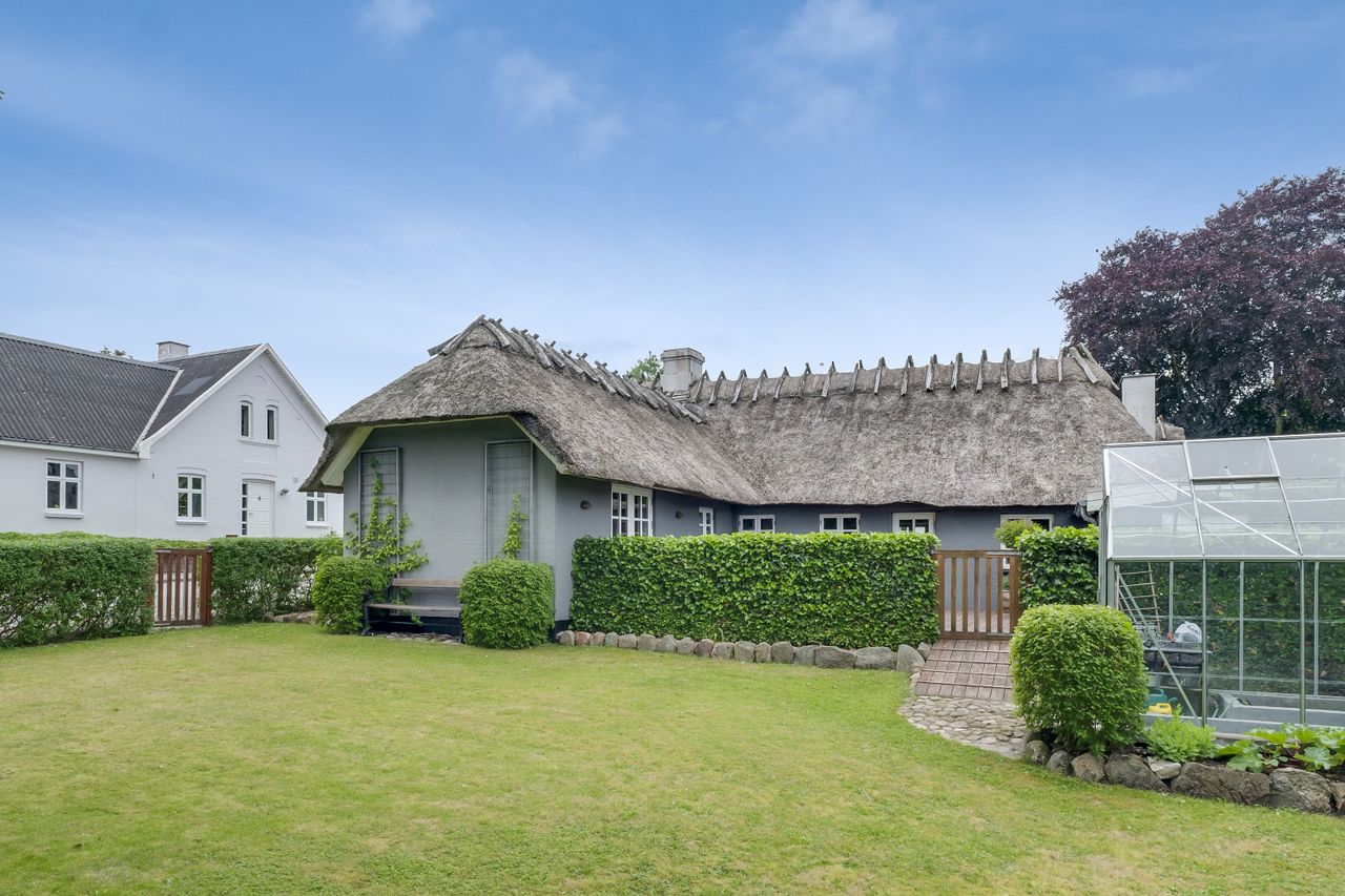 Ejendomsbillede 2 af 34