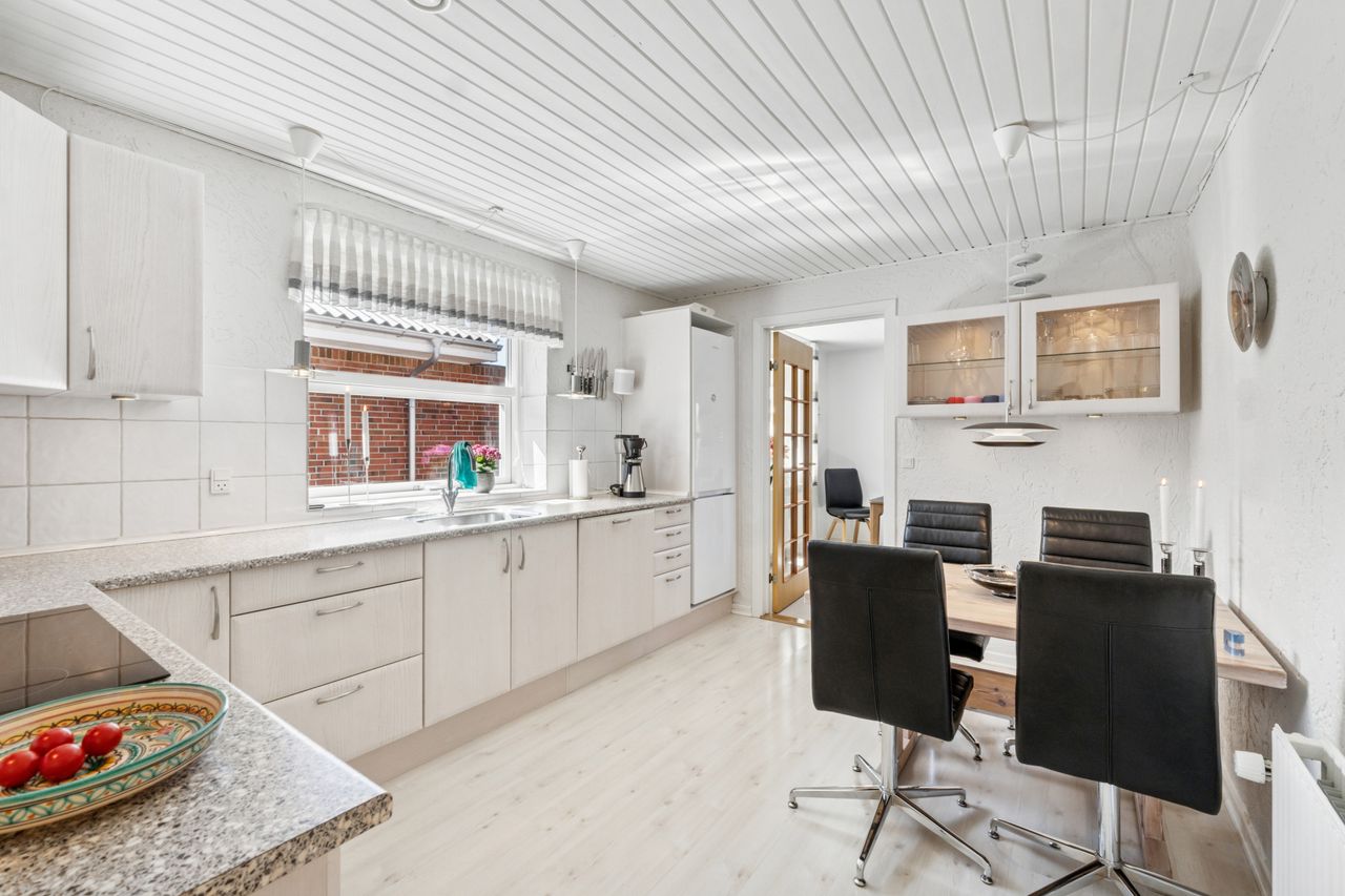 Ejendomsbillede 2 af 25