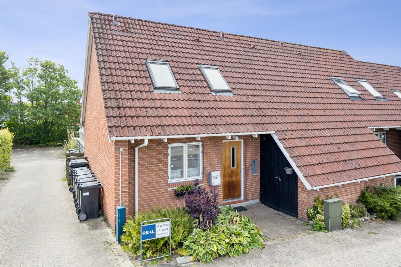 Ejendomsbillede 2 af 28