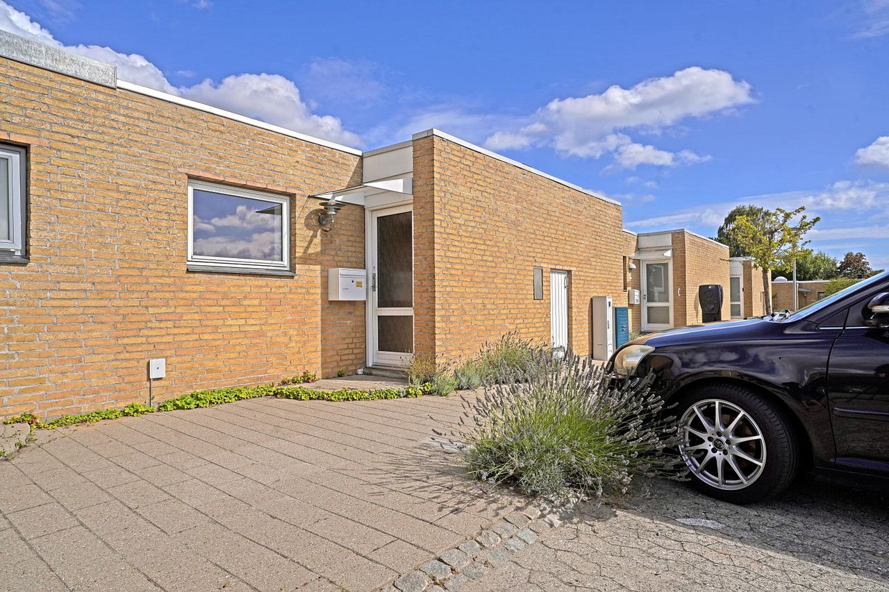 Ejendomsbillede 2 af 28