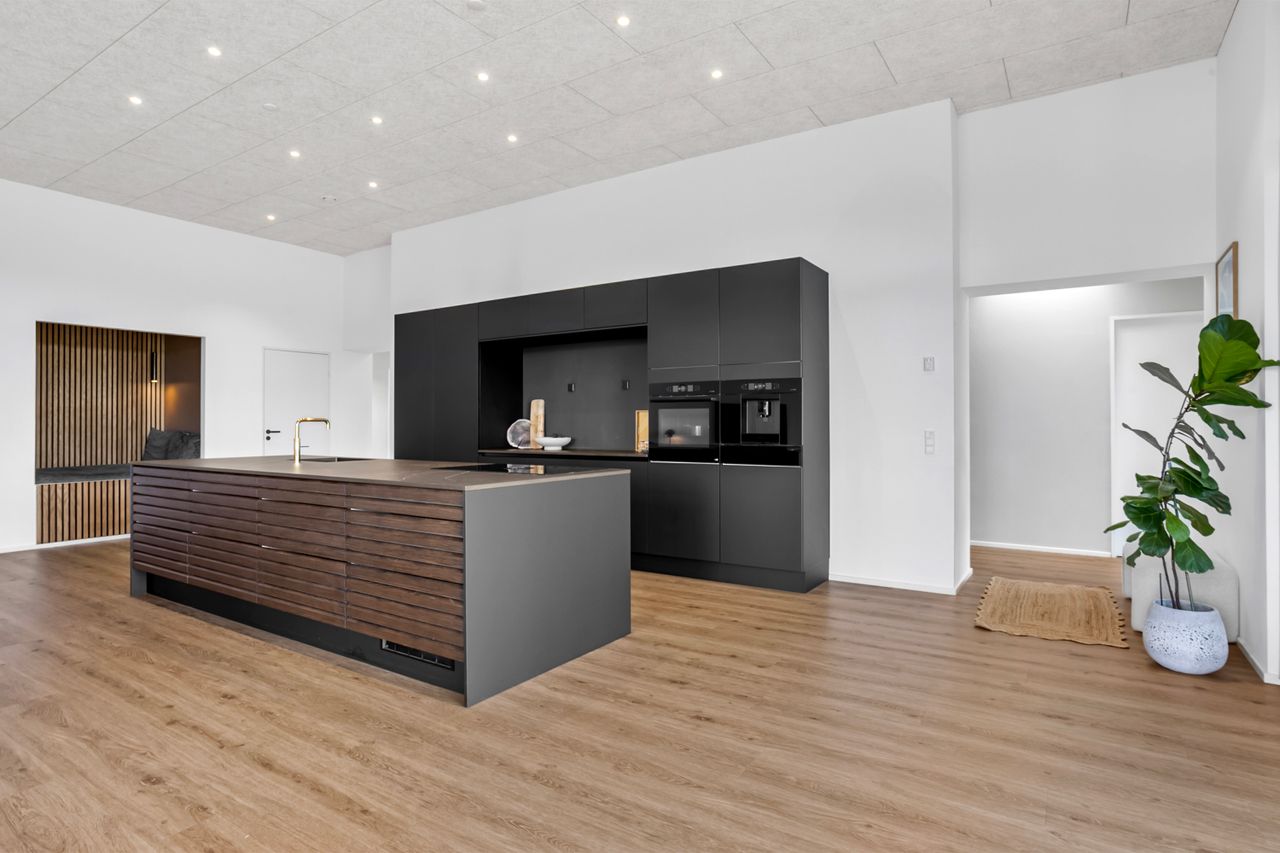 Ejendomsbillede 3 af 29