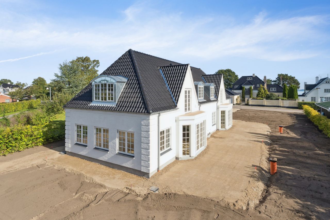 Ejendomsbillede 3 af 40