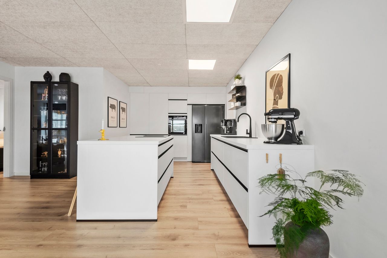 Ejendomsbillede 3 af 22