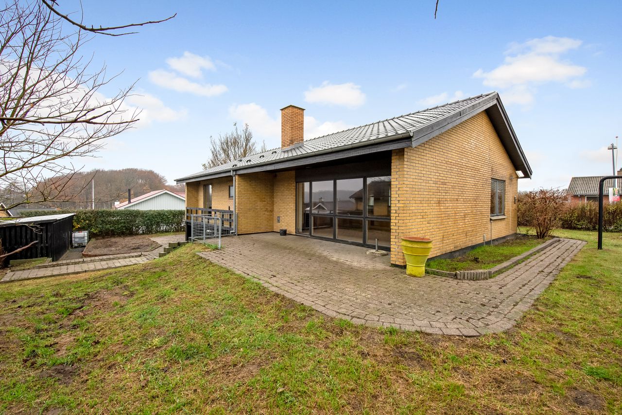 Ejendomsbillede 2 af 32