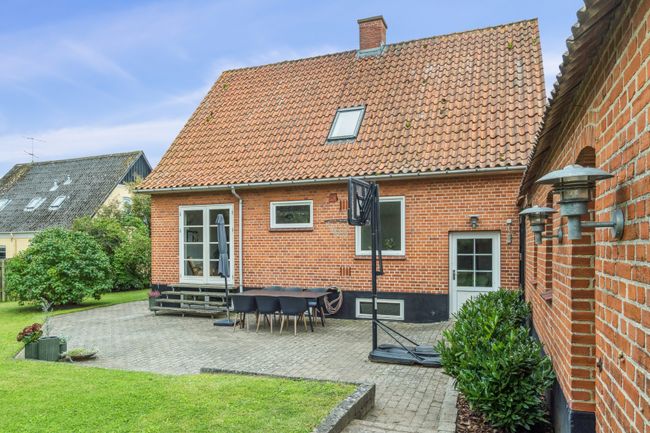 Hovedgaden 62,  Villa