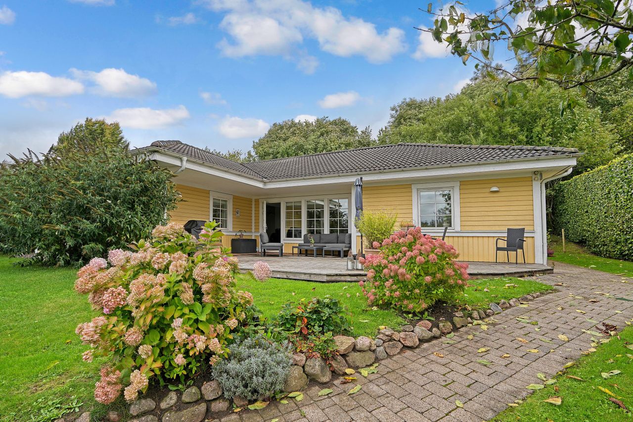 Ejendomsbillede 2 af 33