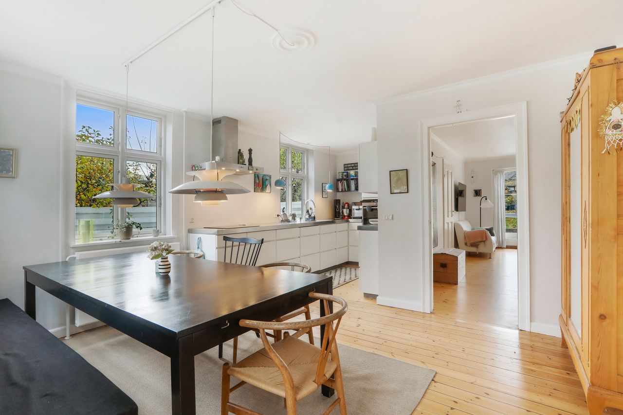 Ejendomsbillede 3 af 24