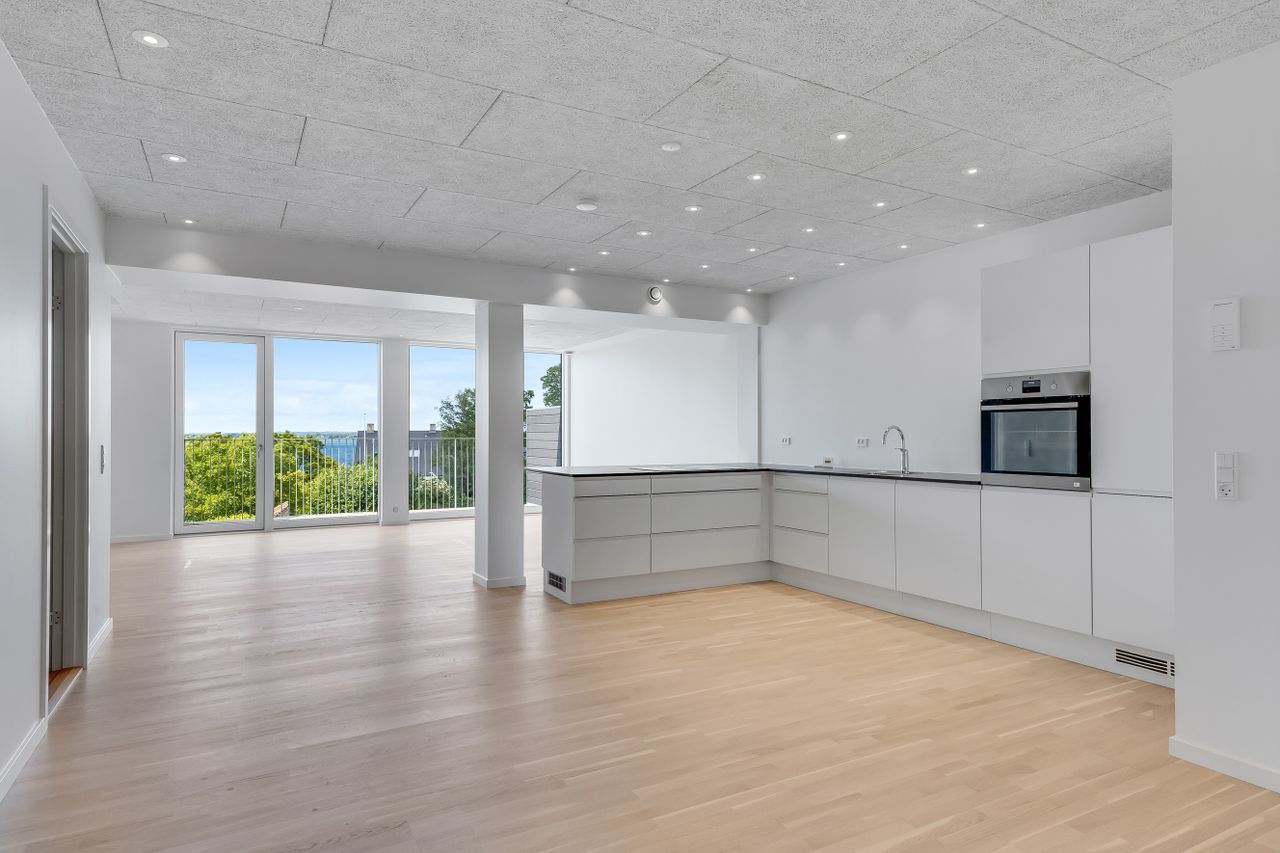 Ejendomsbillede 2 af 27