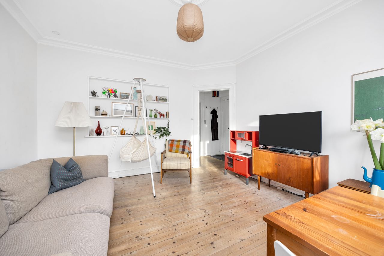 Ejendomsbillede 3 af 18