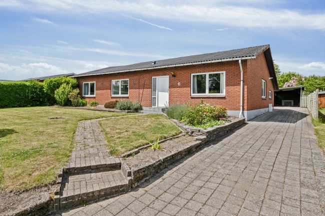 Søndergårdsalle 6,  Villa