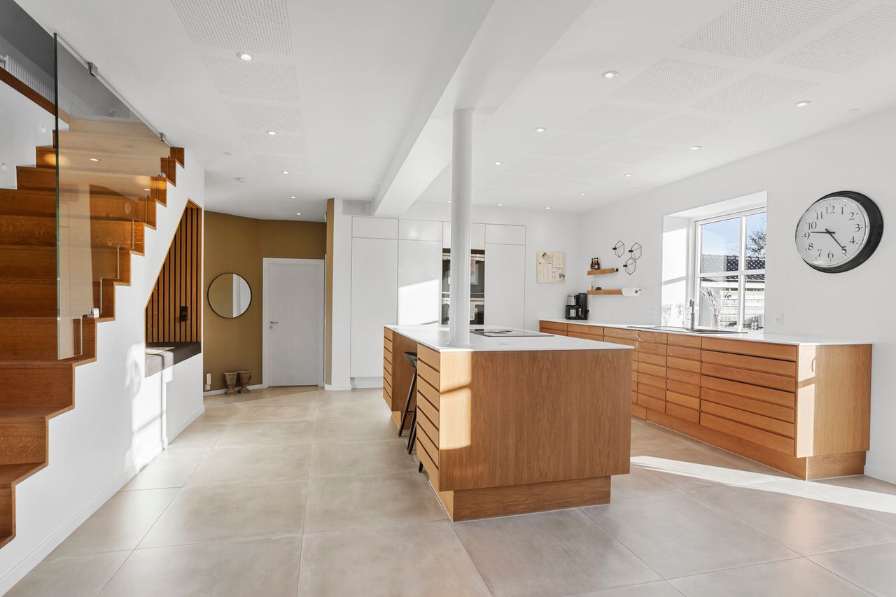 Ejendomsbillede 3 af 27