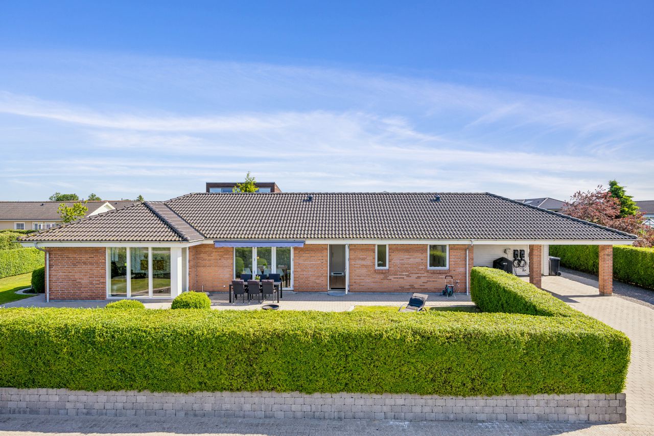 Ejendomsbillede 2 af 37