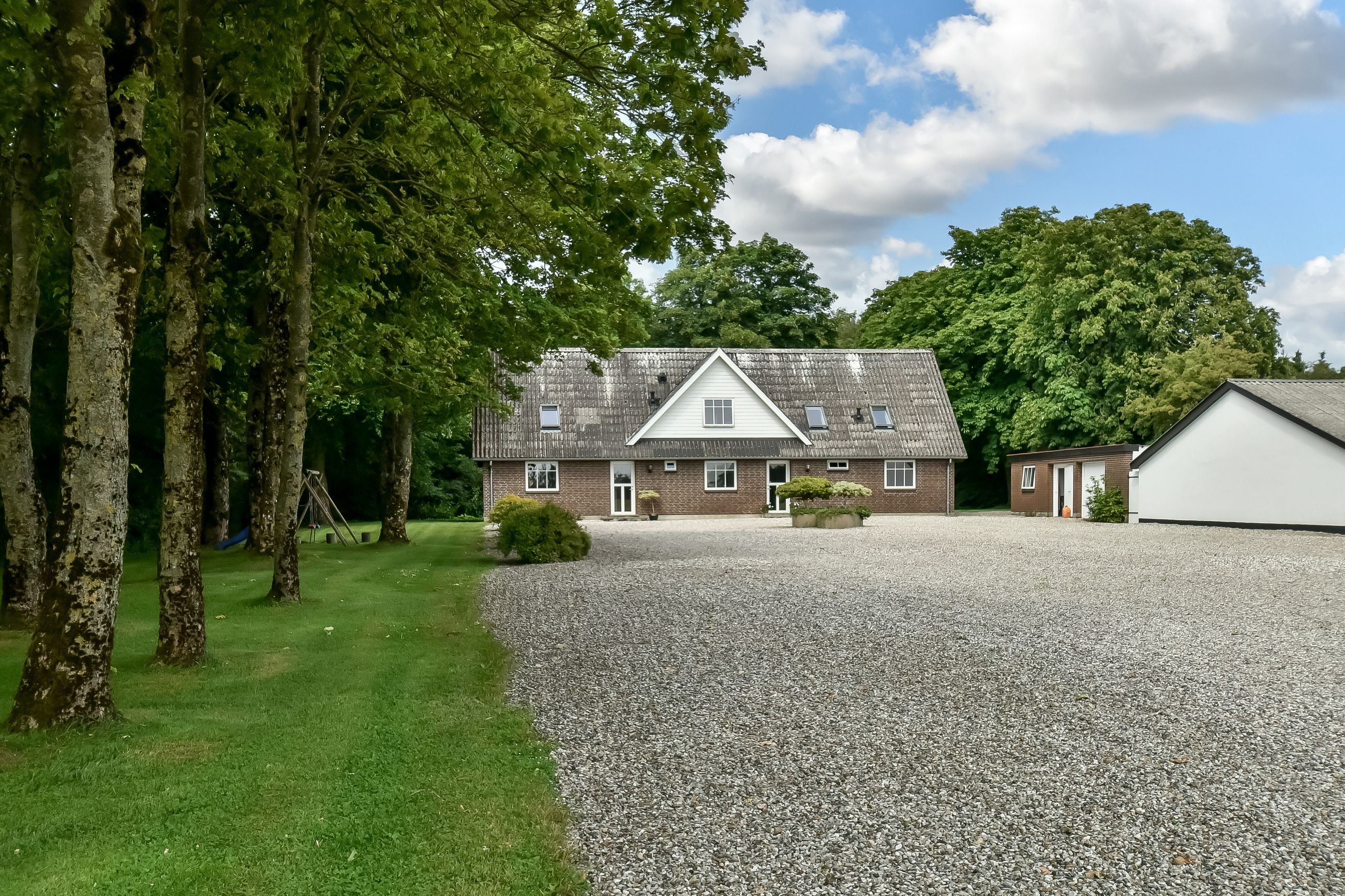 Ulkindvej 12,  Landejendom