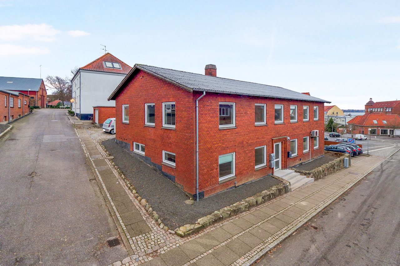 Ejendomsbillede 3 af 29