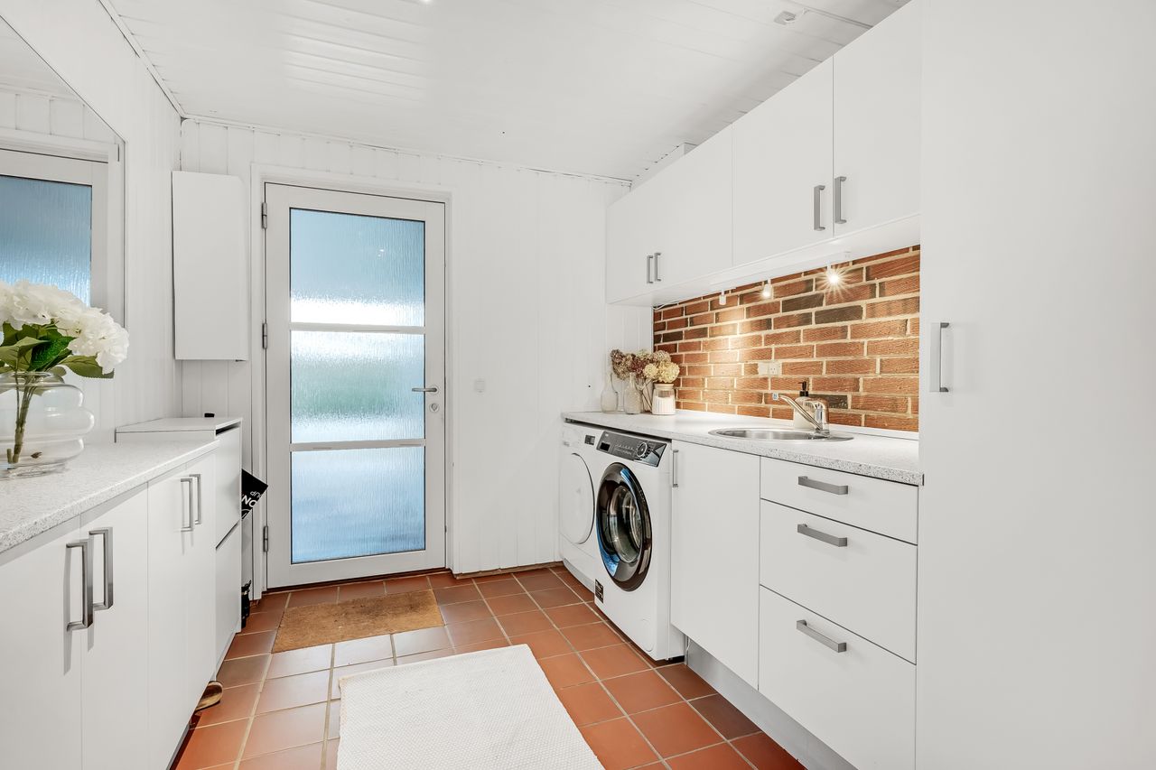 Ejendomsbillede 3 af 27