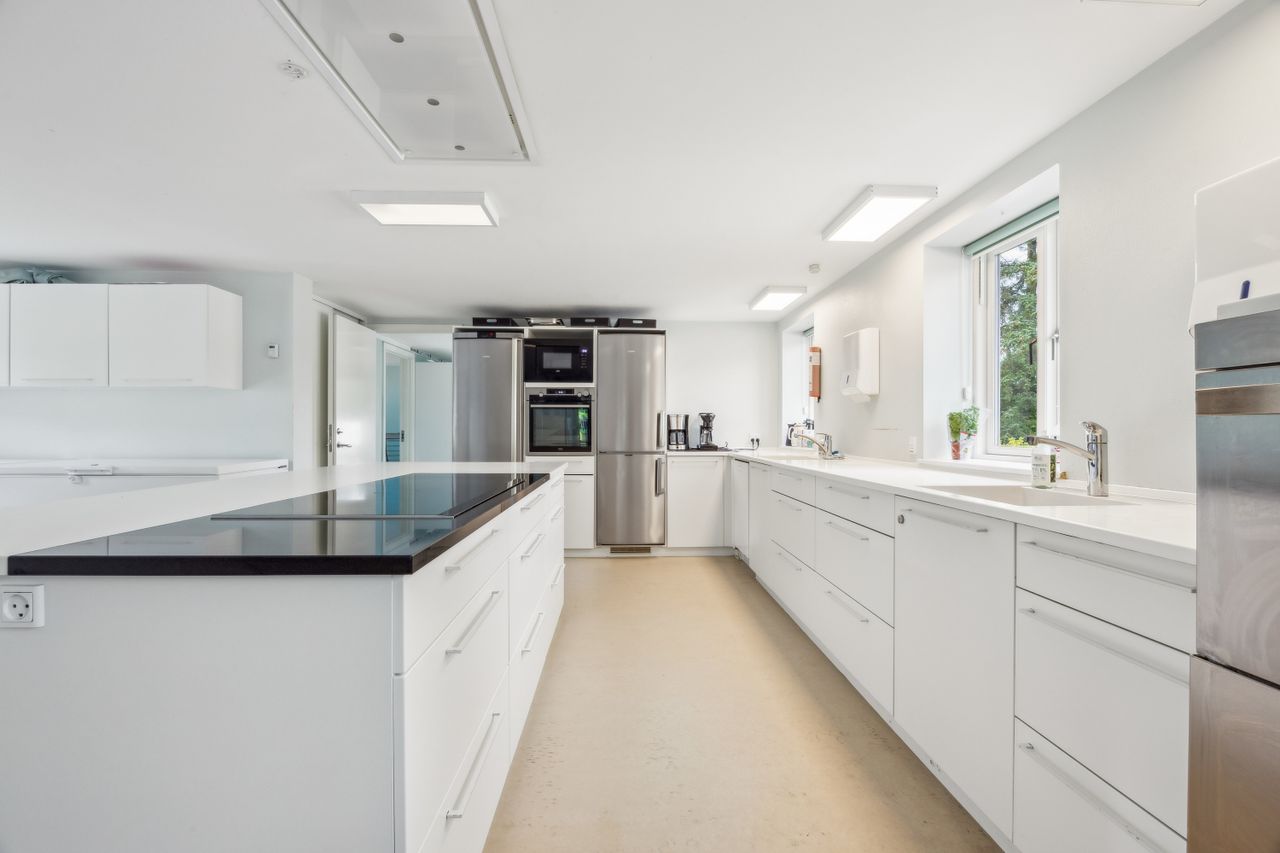 Ejendomsbillede 2 af 36