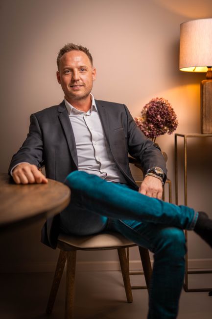 employee image