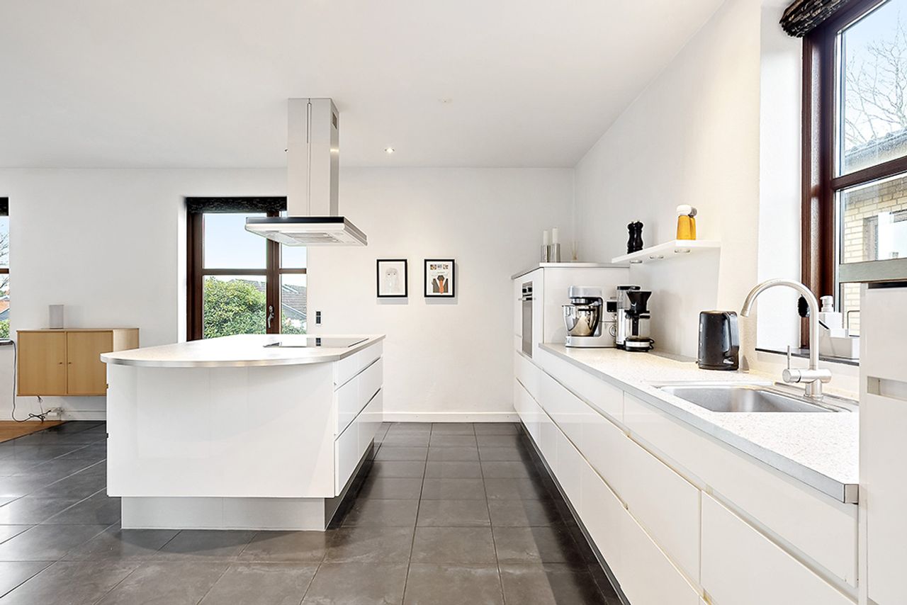 Ejendomsbillede 3 af 25