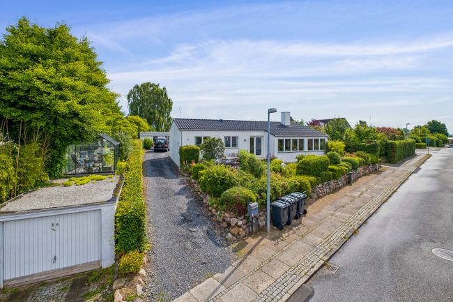 Steen Blichers Vej 1,  Villa