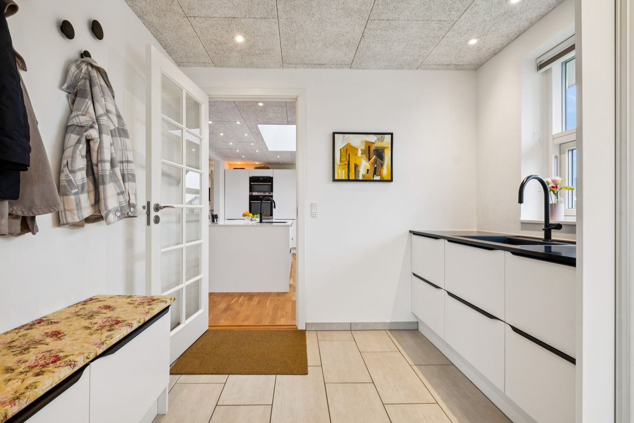 Ejendomsbillede 2 af 32