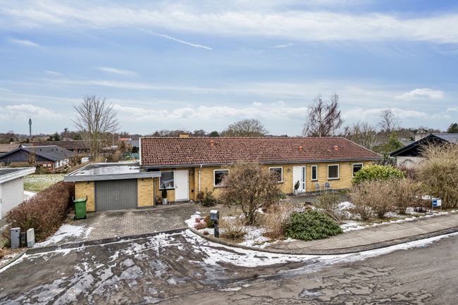 Hans Egedesvej 46,  Villa