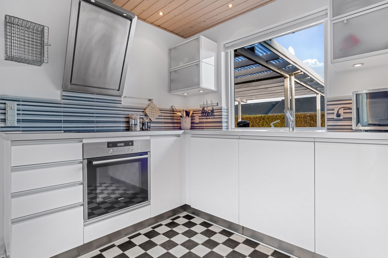 Ejendomsbillede 3 af 18