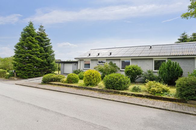 Ahornsvinget 4,  Villa