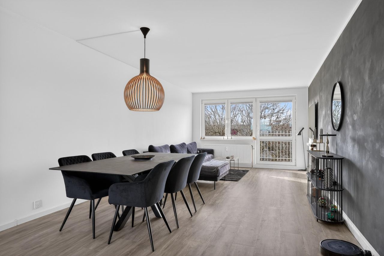 Ejendomsbillede 3 af 14