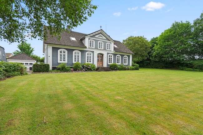 Aarøsund Landevej 232,  Villa