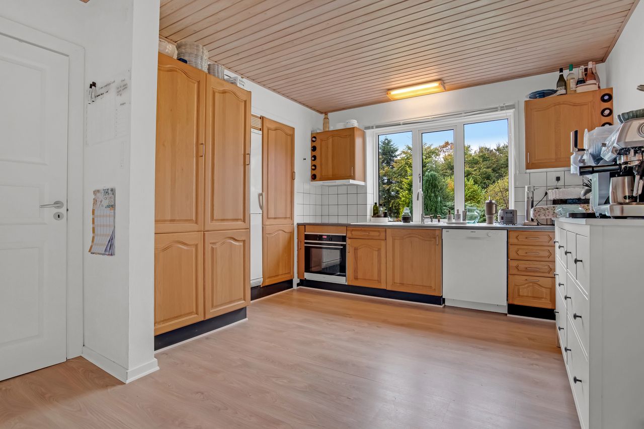 Ejendomsbillede 2 af 20