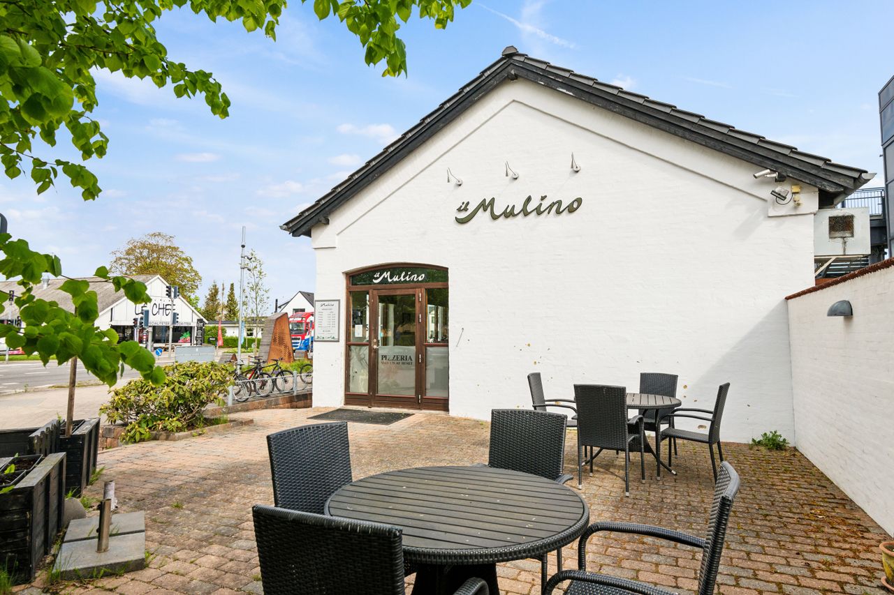 Ejendomsbillede 3 af 18