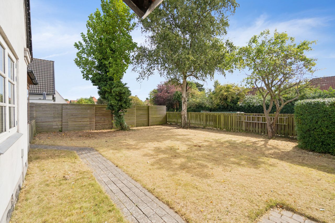 Ejendomsbillede 2 af 14