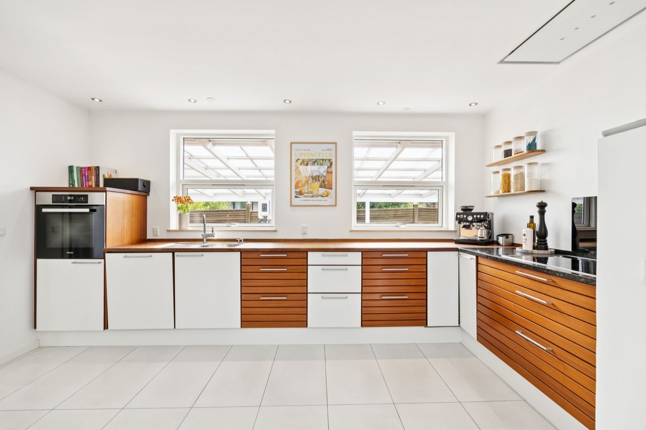 Ejendomsbillede 2 af 37