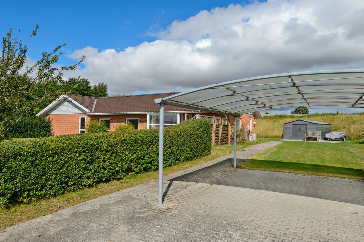 Ejendomsbillede 3 af 25