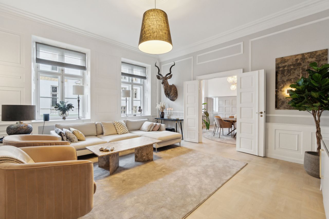 Ejendomsbillede 2 af 27