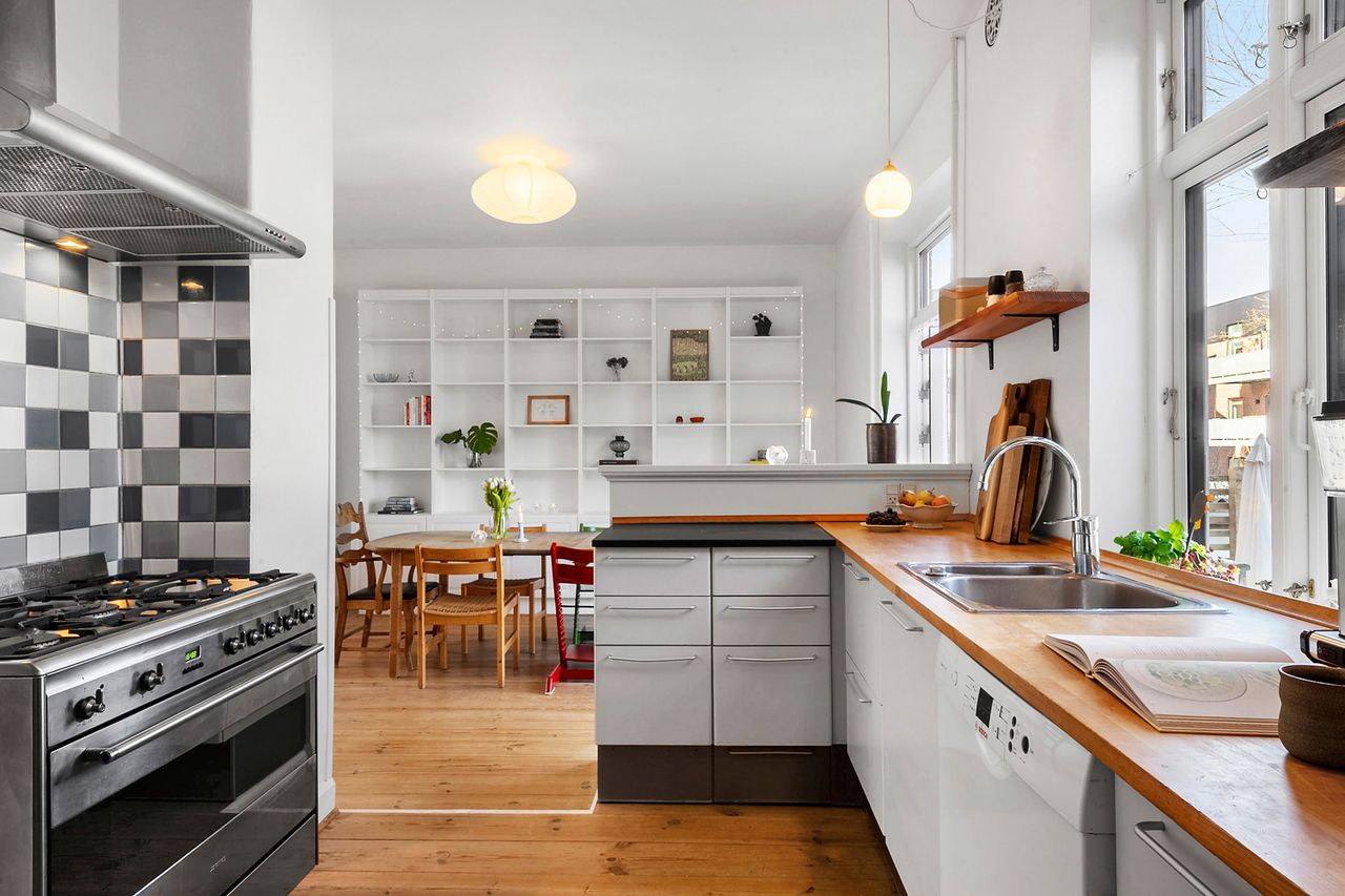 Ejendomsbillede 2 af 15