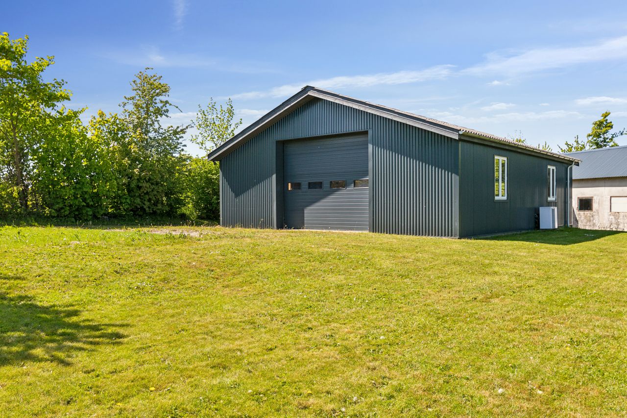 Ejendomsbillede 3 af 38