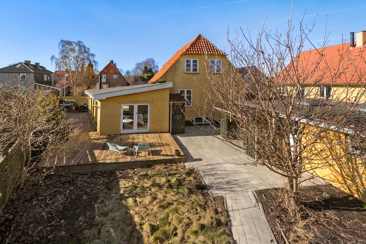 Ejendomsbillede 2 af 25