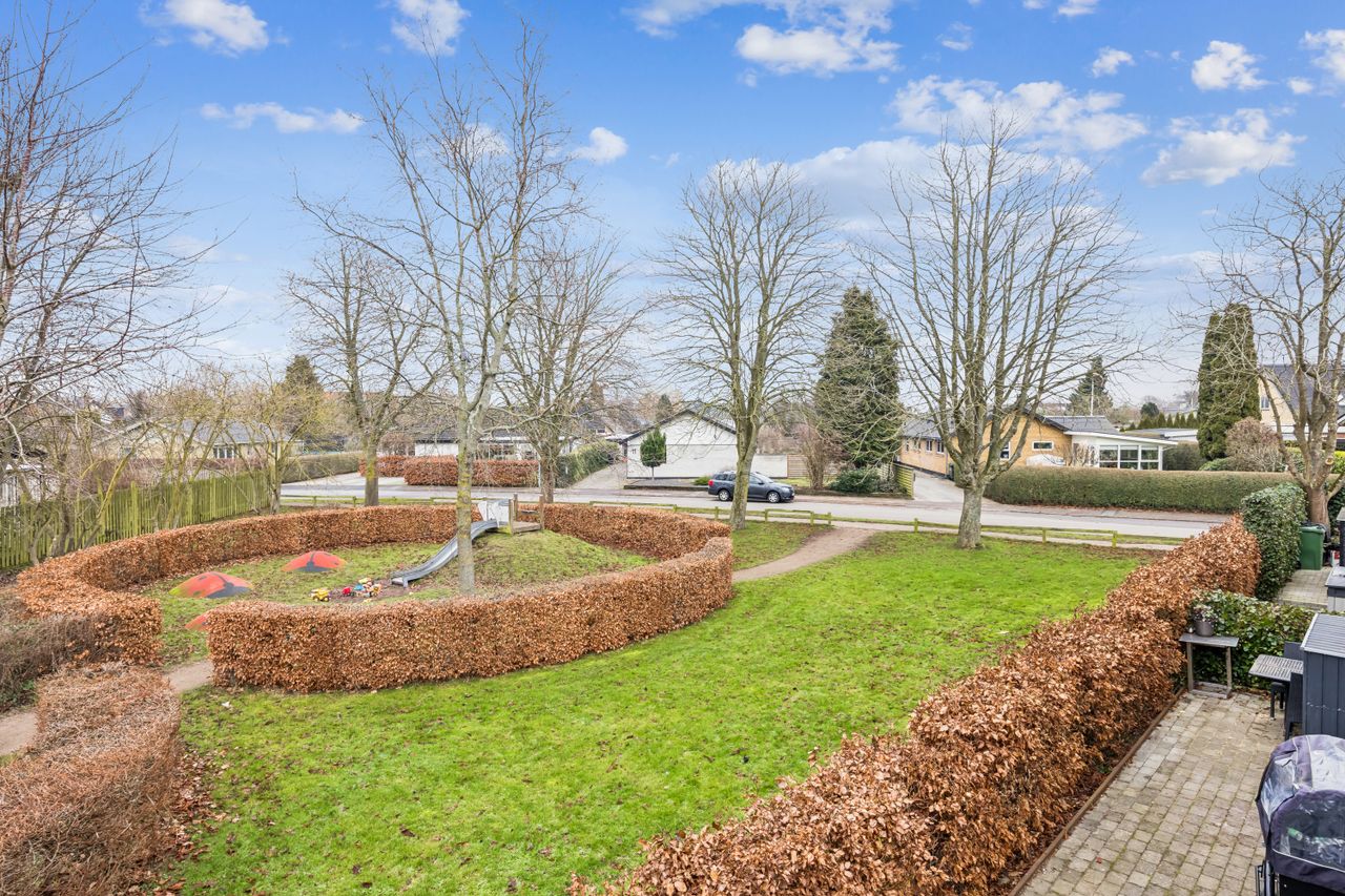 Ejendomsbillede 2 af 32