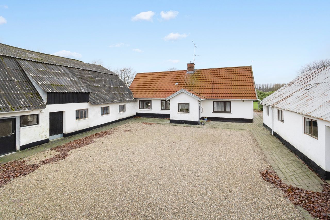 Ejendomsbillede 2 af 21