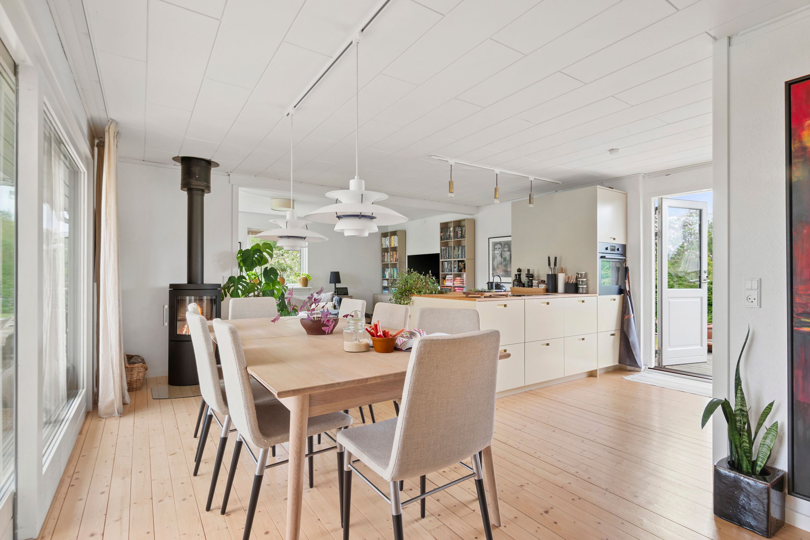 Drosselvej 5, Gershøj, Kirke Hyllinge - 17-Spisestue.jpg
